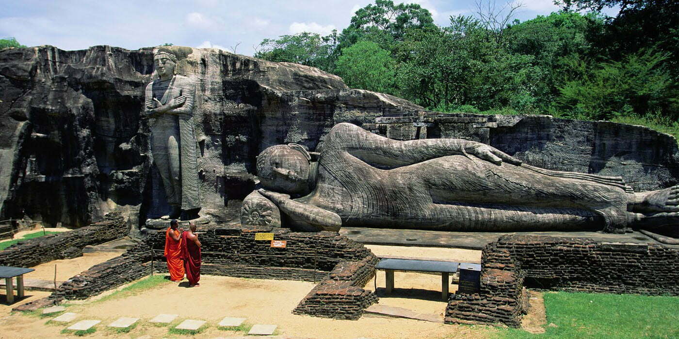 gal vihara polonnaruwa sri lanka economy tours