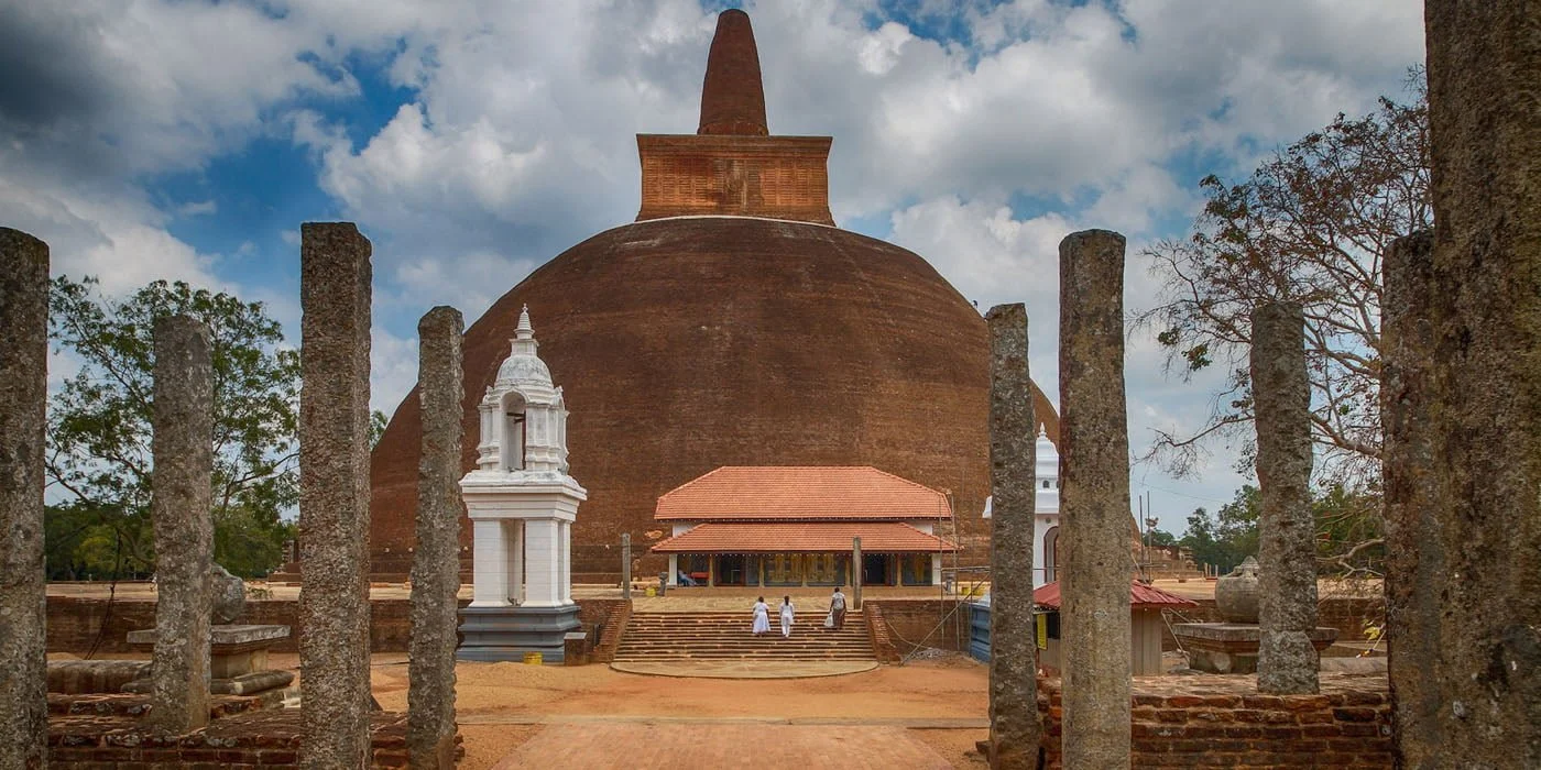 Abhayagiriya in Anuradhapura - Sri Lanka Economy Tours