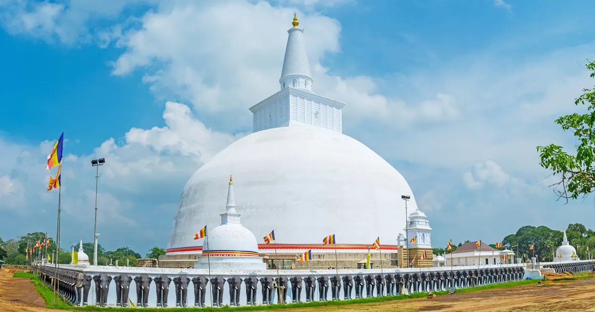 Sri Lanka in October: A Perfect Blend of Weather, Culture, and Wildlife 22 Ruwanweliseya Stupa Anuradahapura Sri Lanka