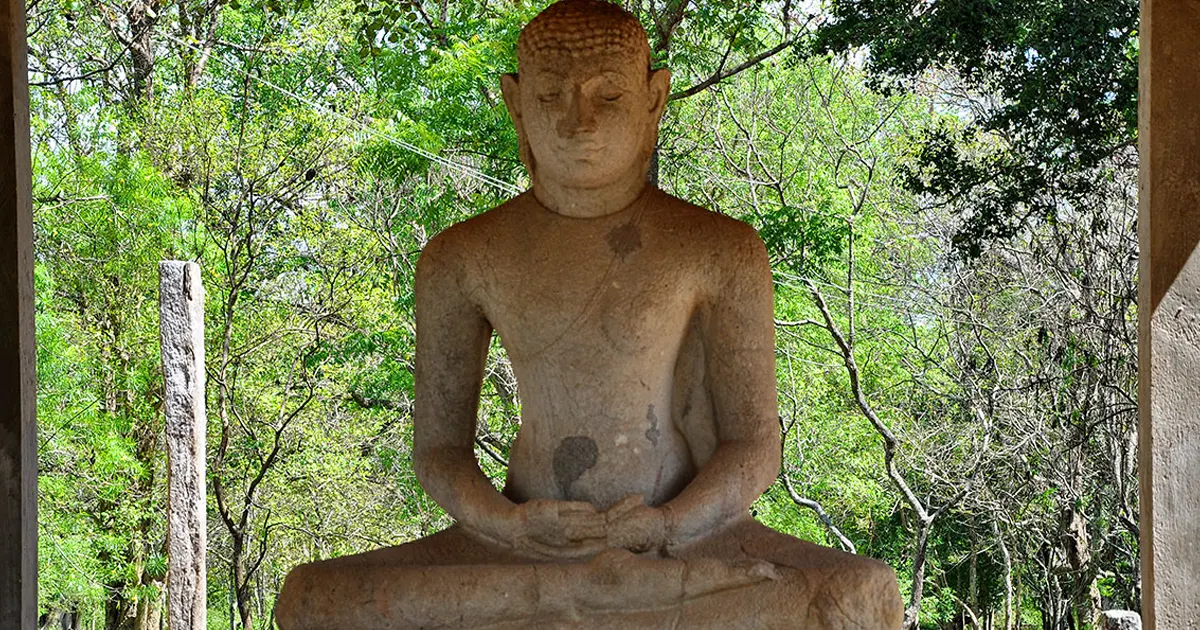 Samadhi Statue Anuradhapura