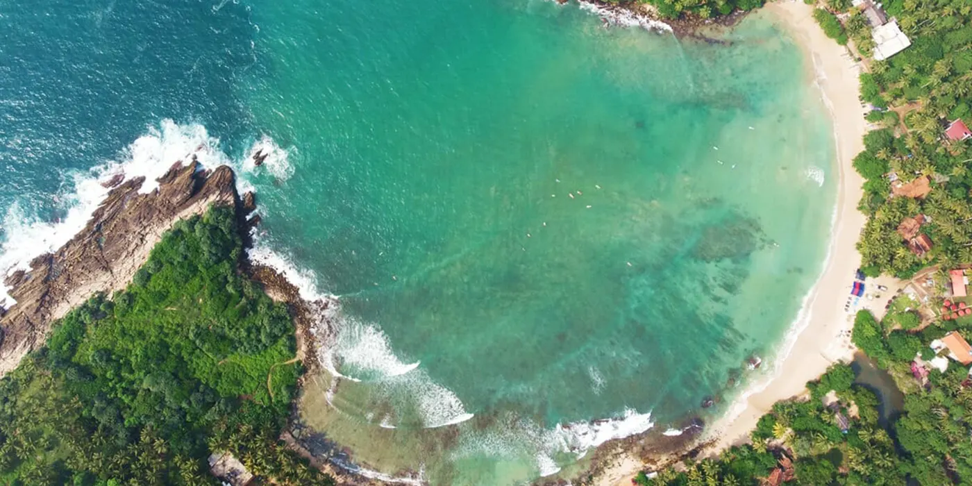 Hiriketiya beach swimming