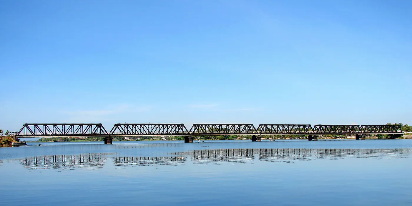 Kallady-Bridge-Batticaloa Kallady Bridge, Batticaloa, Sri Lanka