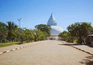 Tissamaharama Raja Maha Viharaya - A Historical and Spiritual Gem in Sri Lanka