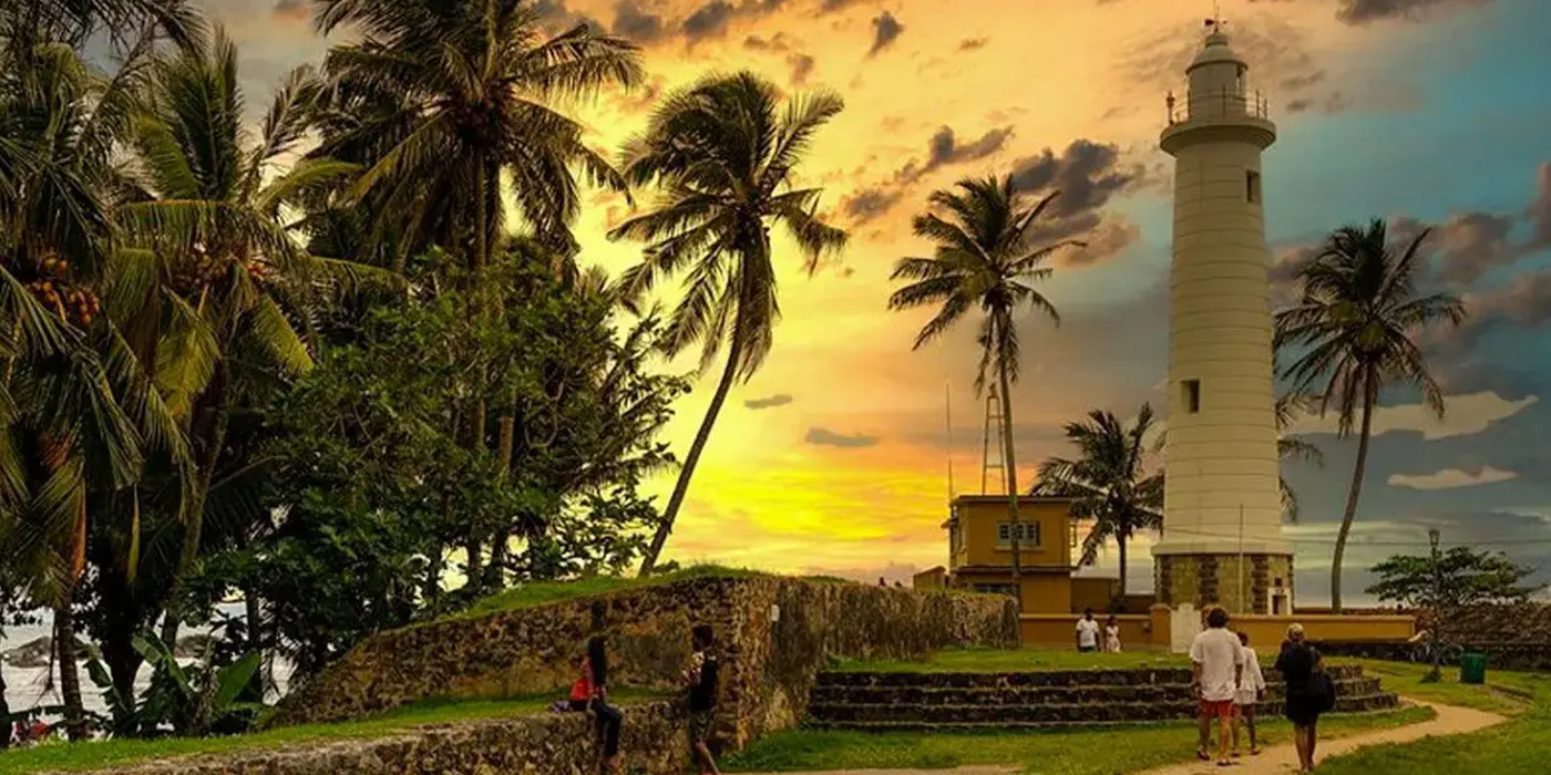Galle Fort Sunset : Discover Paradise: 3 Days in Sri Lanka - Exclusive Year-End Offer!